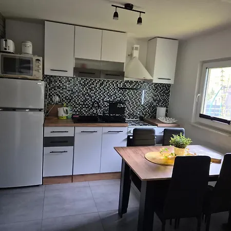 Konrad - Balia Ogrodowa Dodatkowo Platna * Koscierzyna