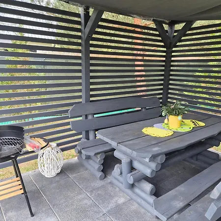 Konrad - Balia Ogrodowa Dodatkowo Platna Holiday home Koscierzyna