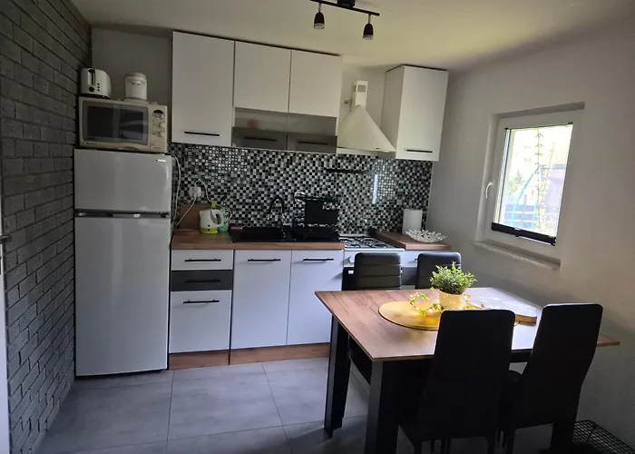 Konrad - Balia Ogrodowa Dodatkowo Platna * Kościerzyna